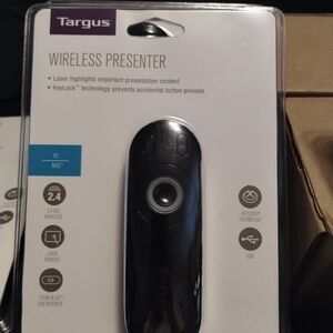 Targus Wireless Presenter with Laser Pointer